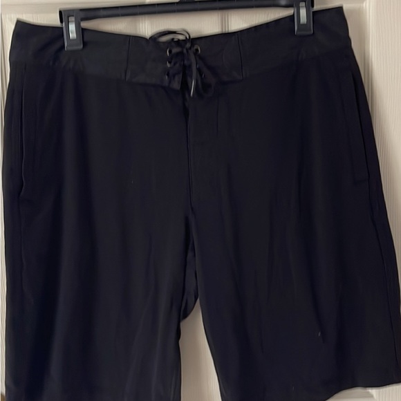 Lululemon liner shorts mens size 38x11 - Picture 6 of 7